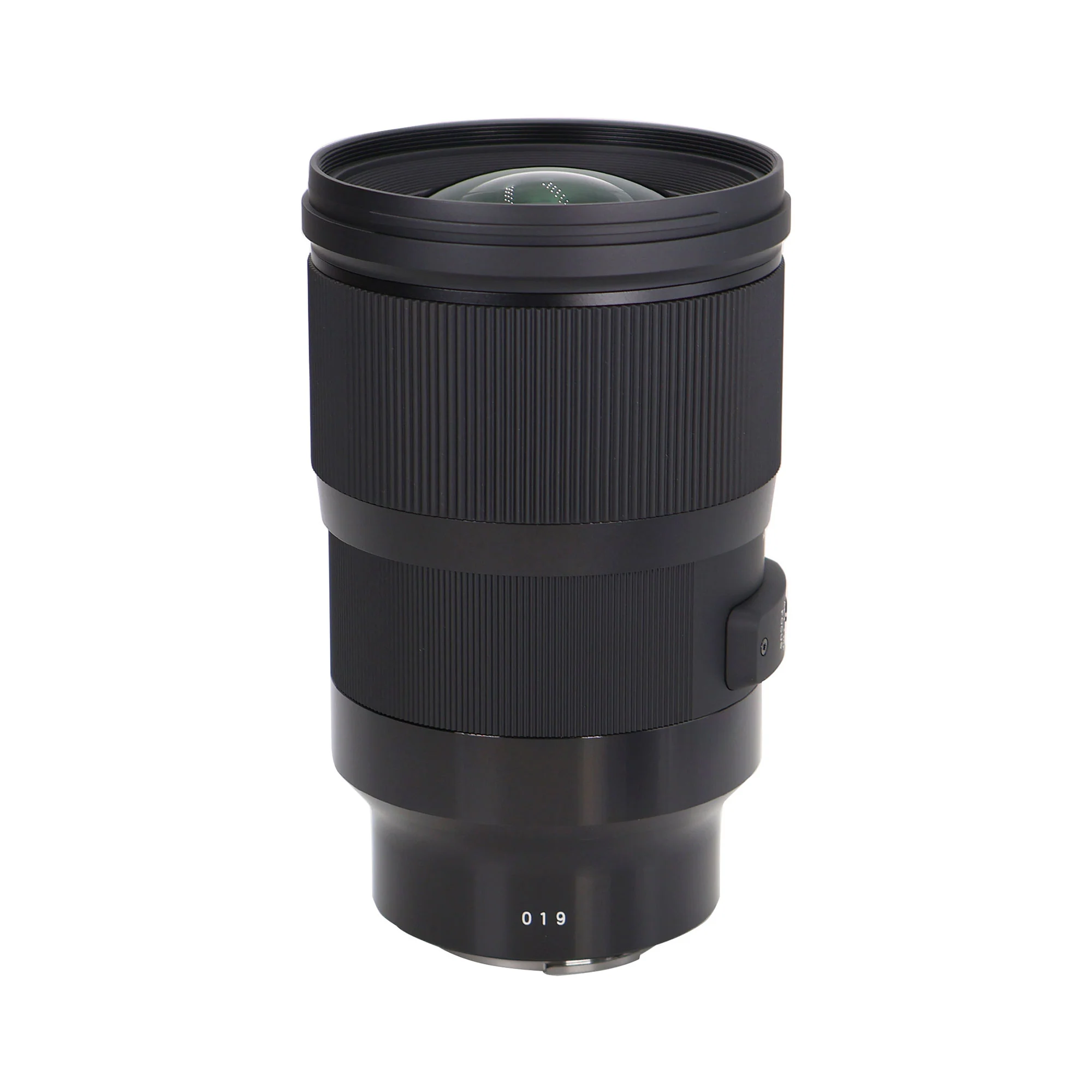 Sigma 28mm f/1.4 DG HSM Art Lens (Sony E) + 77mm Digital HD UV Filter - Image 4